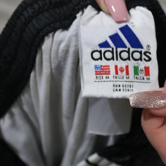 Vintage Black Adidas Straight Fit Tear Away Track Pants - Picture 4 of 4